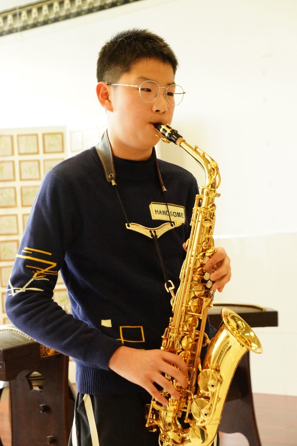 4
