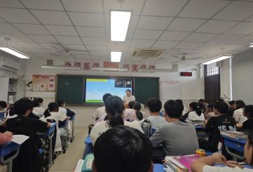 示范引领共研路，教学相长伴同行——2025年城西中学钟丽樱名师工作坊总结